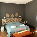 Casa Gino Petrulli Etna, Con Piscina ヴィラ ザッフェラーナ・エトネーア