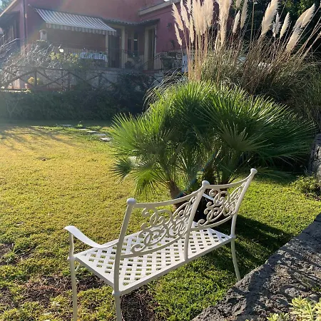 Casa Gino Petrulli Etna, Con Piscina