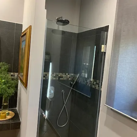 Casa Gino Petrulli Etna, Con Piscina Βίλα